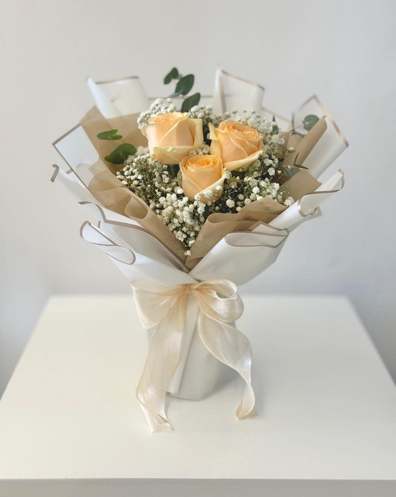 Classic Roses Bouquet - Champagne Roses