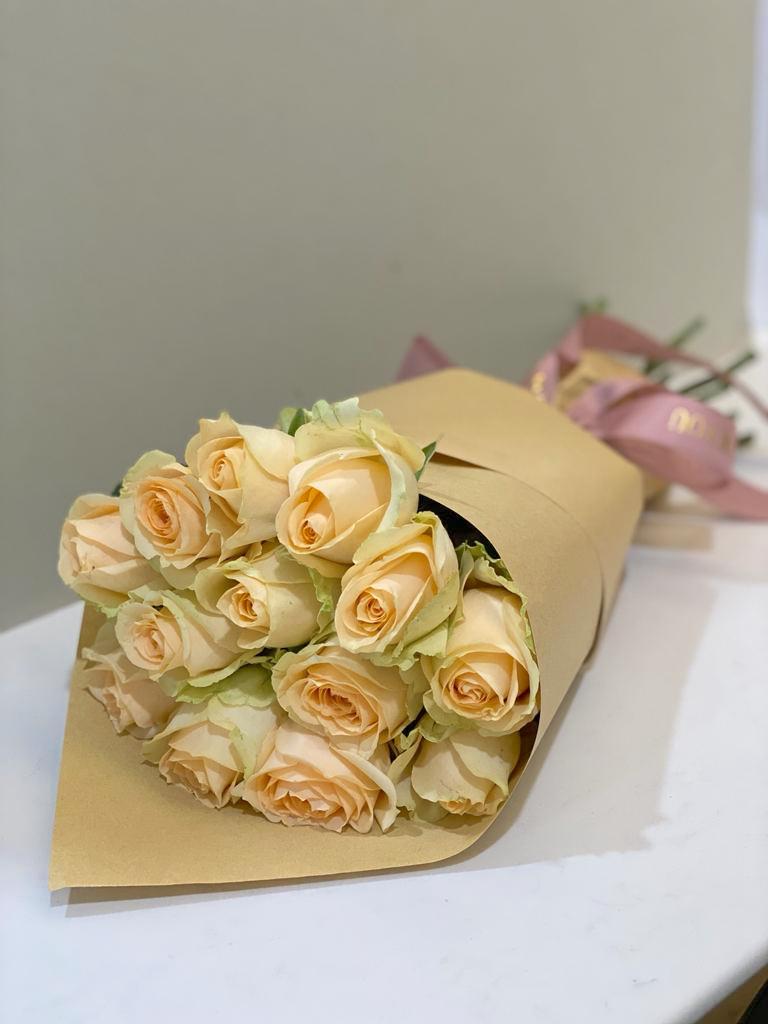 Champagne Roses Value Bouquet