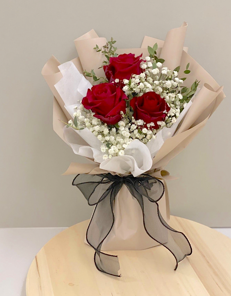 Classic Roses Bouquet