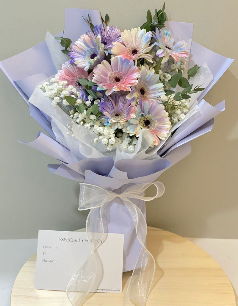 Signature Gerbera Daisy - Long Bouquet