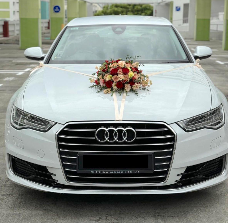 Contemporary Wedding Car - Intimate