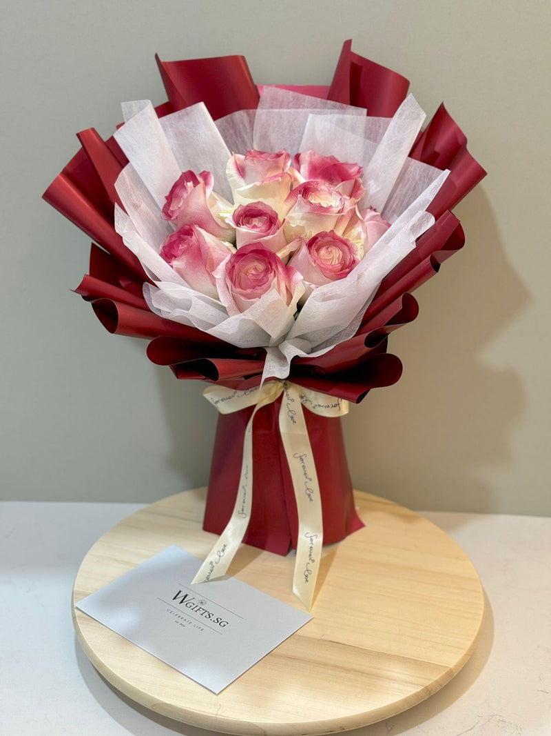 Long Tinted Roses Bouquet