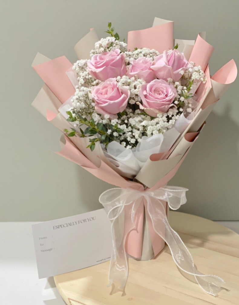 Signature Roses Bouquet - Pink Roses