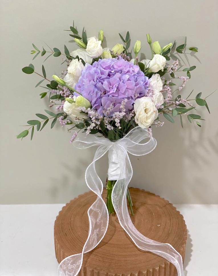 Free Form Hydrangea Bridal Bouquet - Classic Style