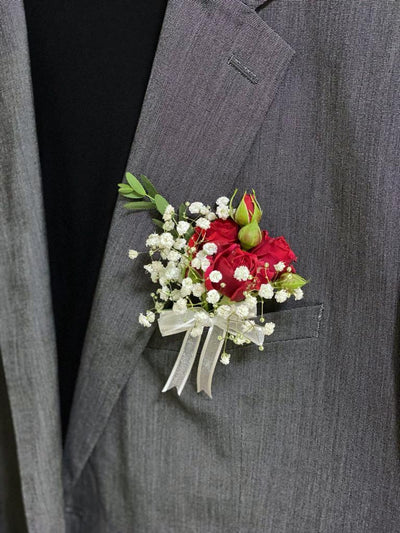 Signature Classic Boutonniere