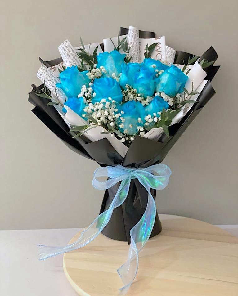 Signature Long Roses Bouquet