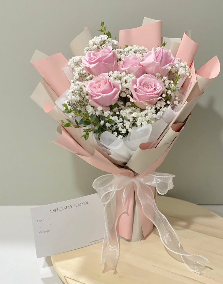 Signature Roses Bouquet