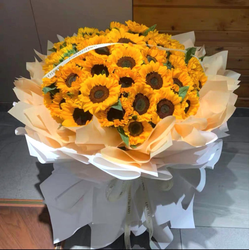 Large Sunflower Bouquet