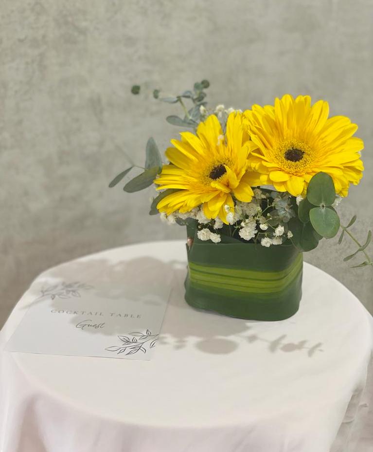 Cocktail Table Flower Petite - Daisy