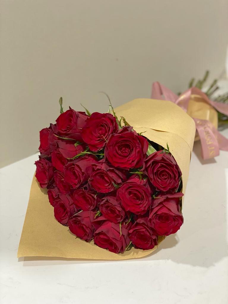 Red Roses Value Bouquet