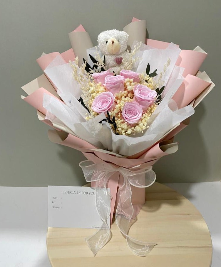 Signtaure Soft Toy Bouquet - 6 Roses